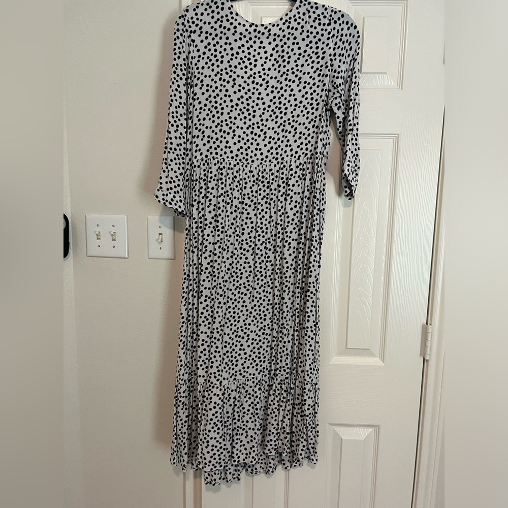 Zara dress. Size M. Fits 8-10.